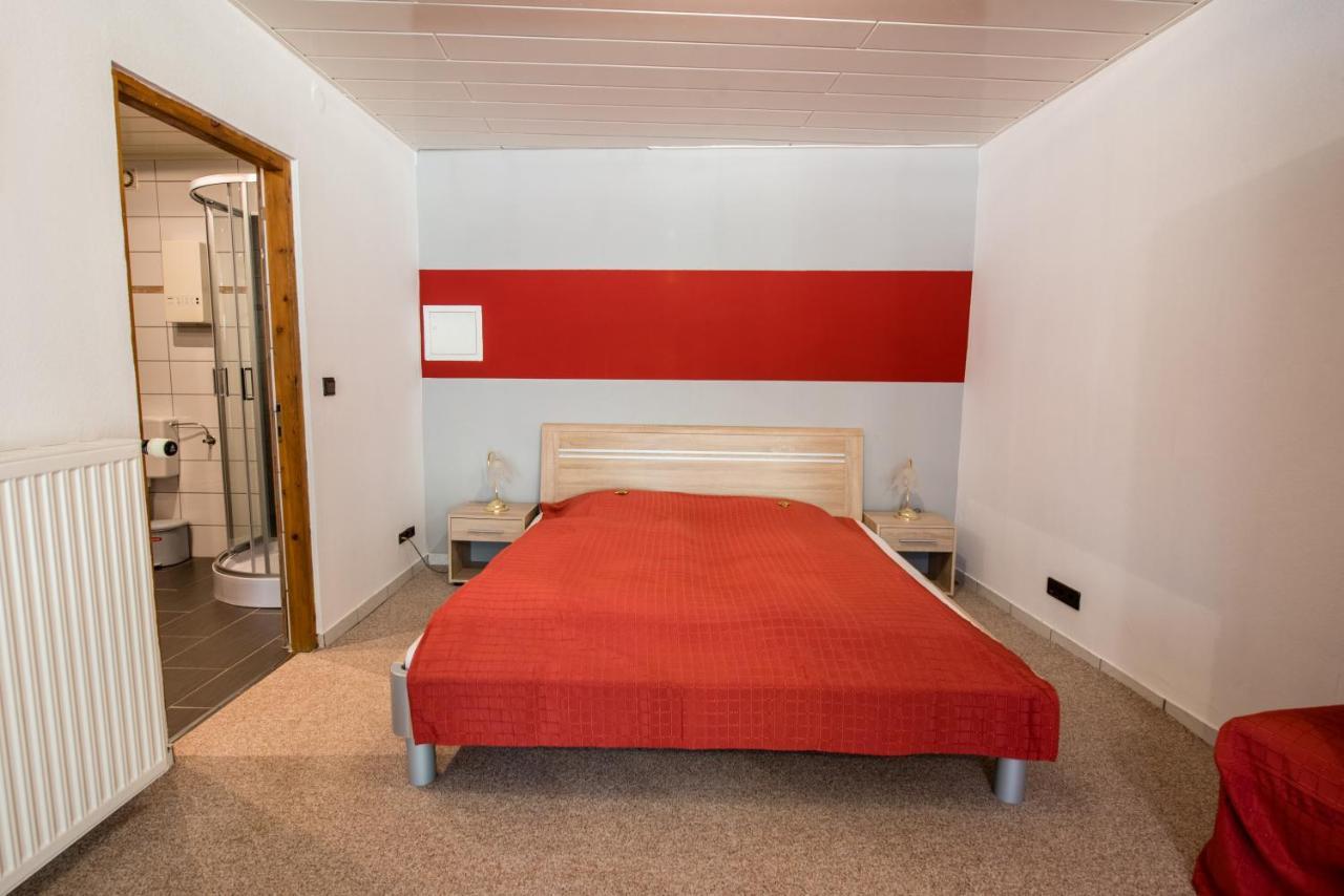 Hotel Weinschloesschen Im Weingut Roos Ilbesheim Zewnętrze zdjęcie